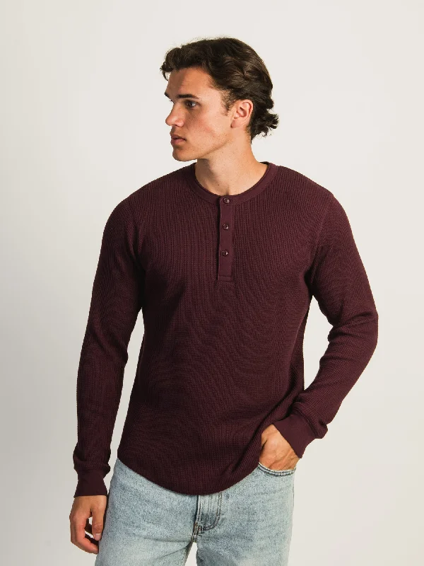 KOLBY WAFFLE HENLEY - MAUVE