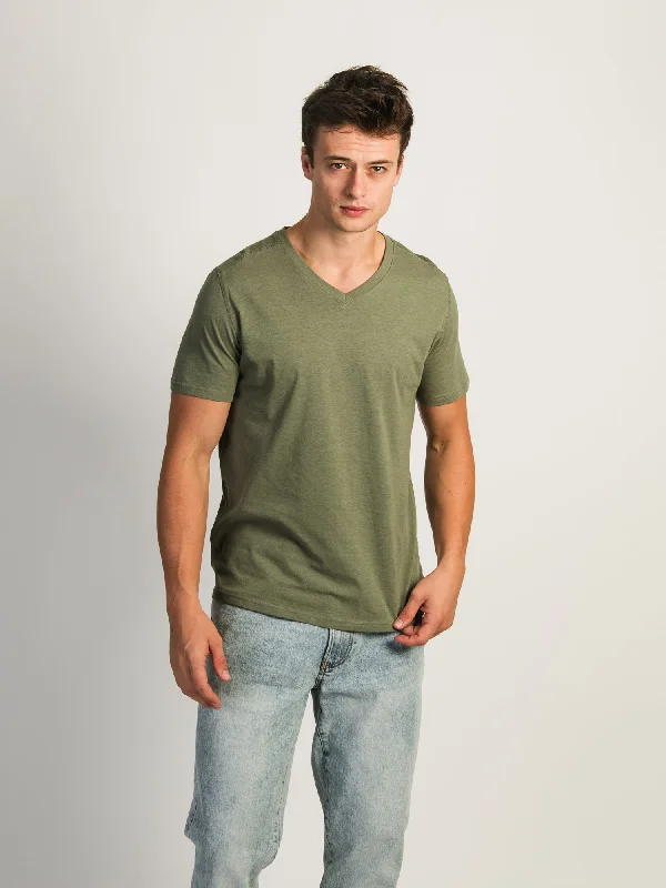 VICTOR V-NECK TEE- HEATHER OLIVE