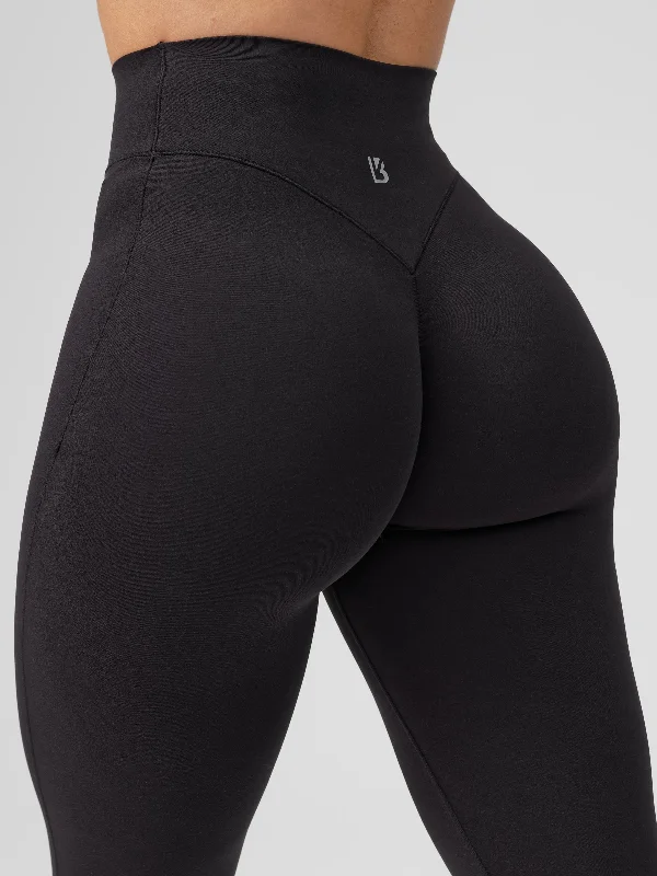 Aggressive Scrunch Legging - Onyx Black